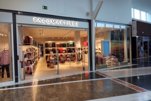 PACOMARTINEZ - El Mirador Shopping