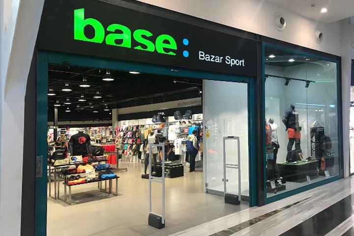 Contribuyente Desacuerdo . Base Bazar Sport - El Mirador Shopping