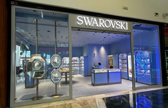SWAROVSKI LLEGA A EL MIRADOR SHOPPING