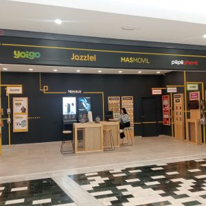 NEKSUS EN EL MIRADOR SHOPPING